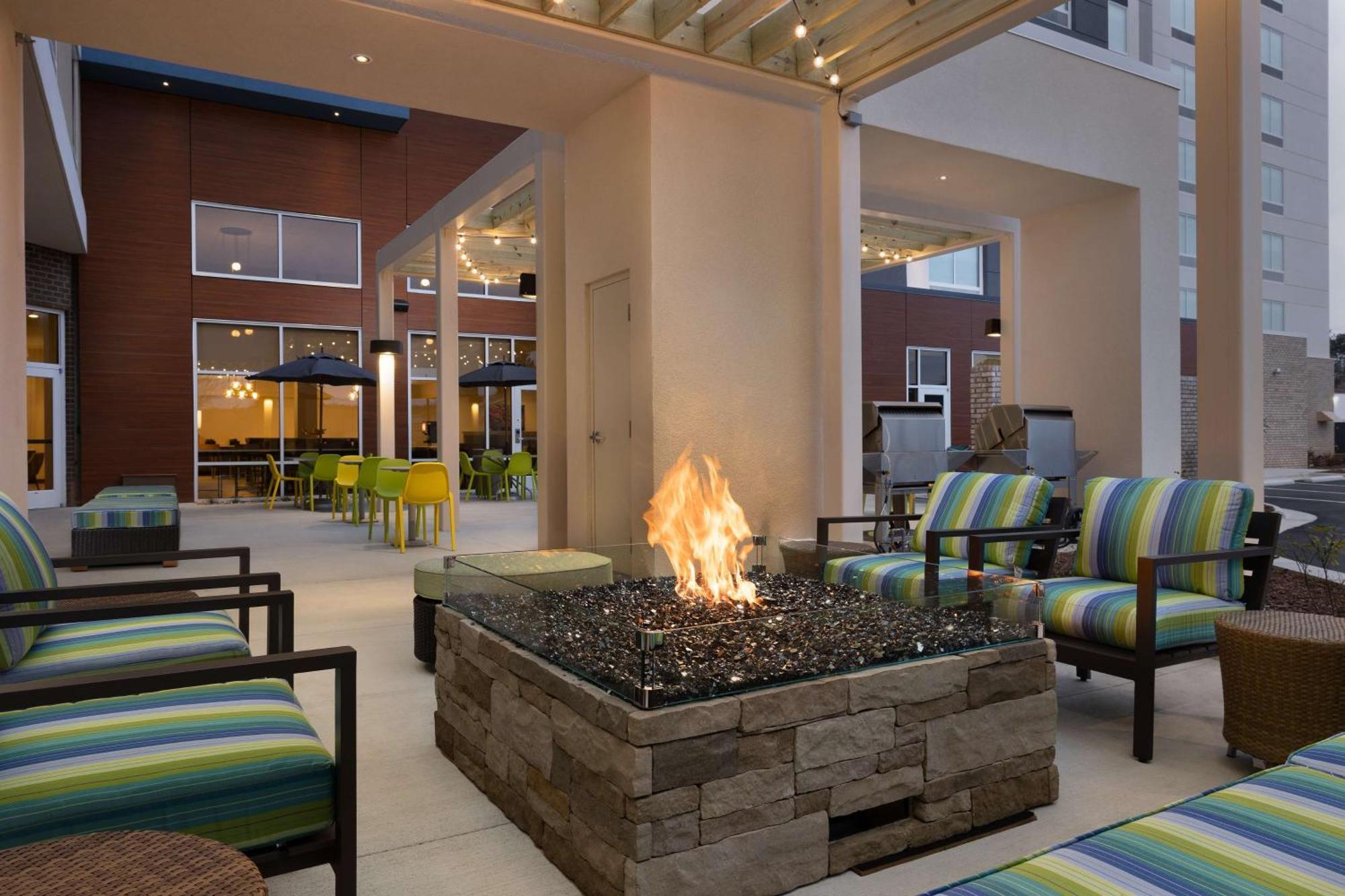 Home2 Suites By Hilton Durham University Medical Center Экстерьер фото